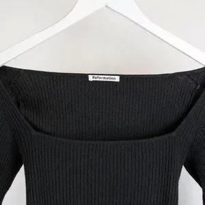 Isabel hot sale sweater reformation
